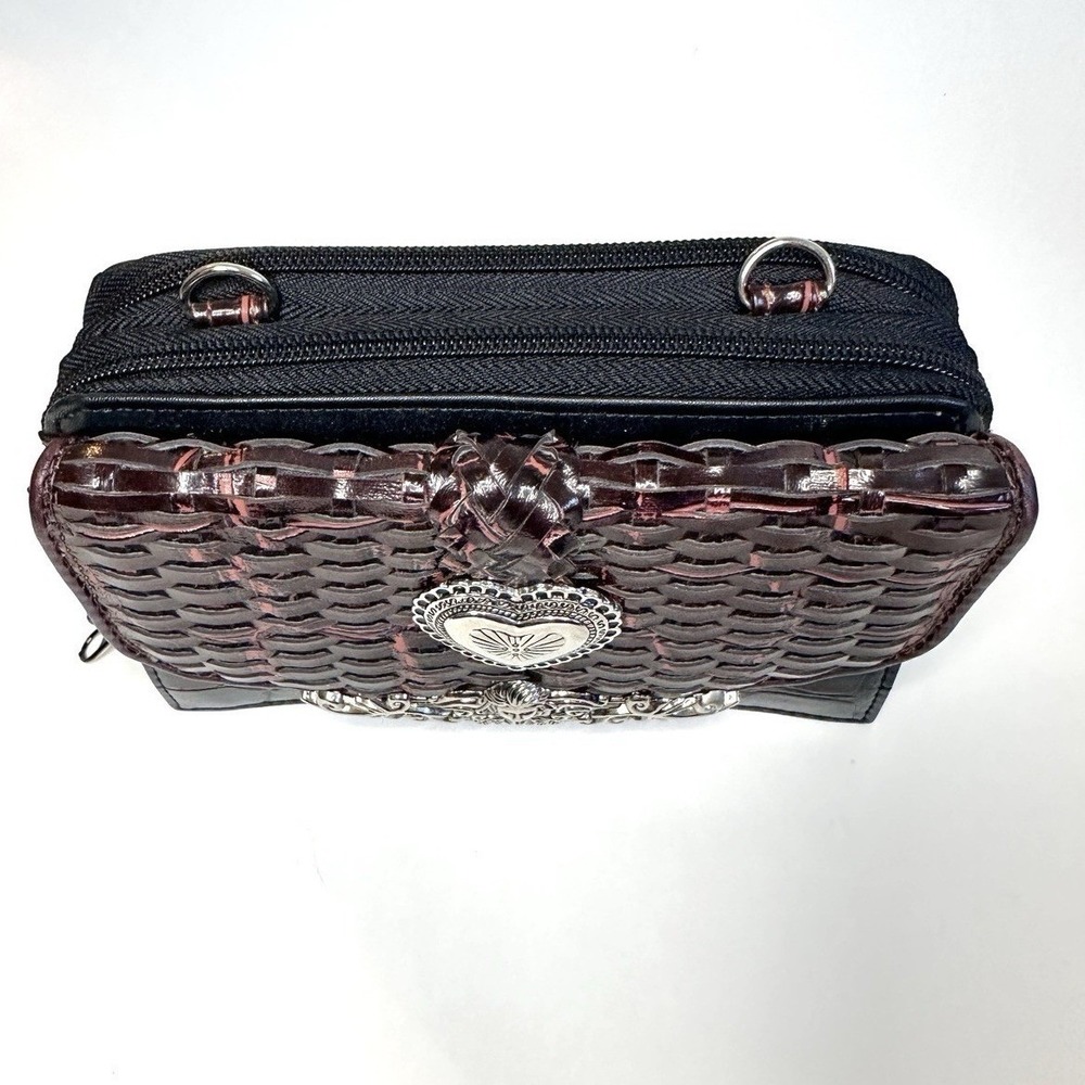 Western Crossbody Wallet Clutch Faux Croc Woven Leather Look Silver Heart Medusa - Picture 7 of 16